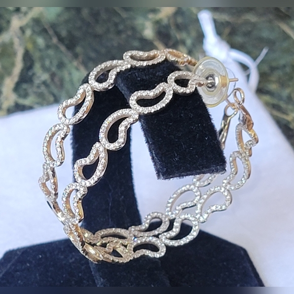 $15k 5.8 Ct Round Full Natural Diamond Inside Outside Hoop Earrings 14K Gold 2" - Picture 6 of 15